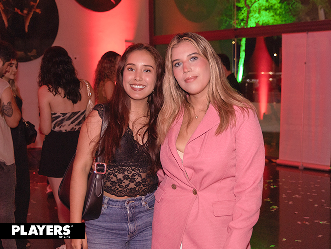 Enevi Quiroz y Claudia Calderón.