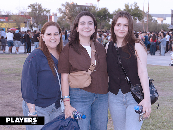 Nelly Gámez, Marifer Gámez y Paulina Guajardo