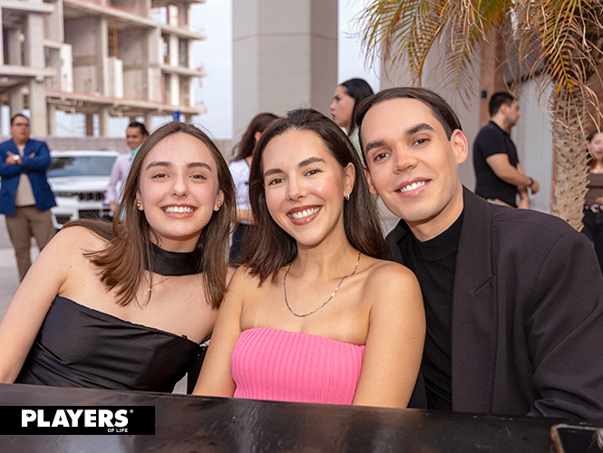 Luciana Soto, Daniela Soto y Roberto Soto.