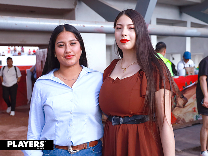 Arlet Pineda y Fanny.