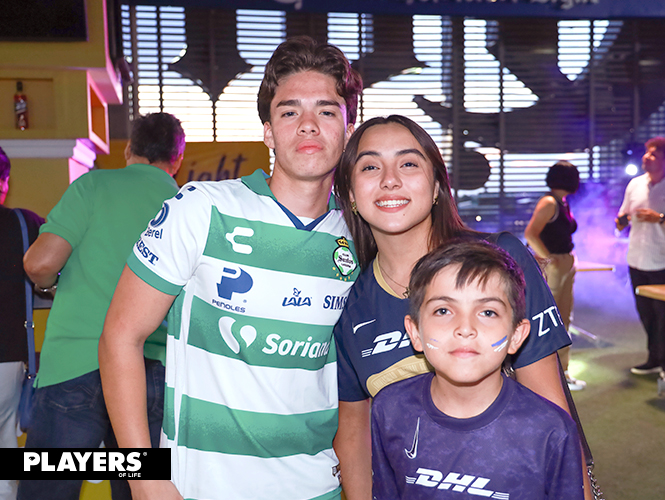 Axel, Nataly y Paquito.