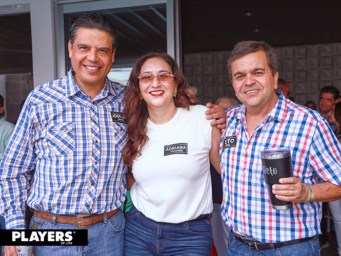 José Luis Jiménez, Adriana Pámanes y Roberto Pérez.
