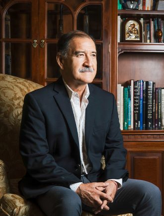 Con un genuino deseo de formar una sociedad cada vez mejor, Miguel Wong Sánchez Ibarra plasma lo mejor de cada ser humano en sus negocios y en las instituciones que ha fundado como base para el futuro.